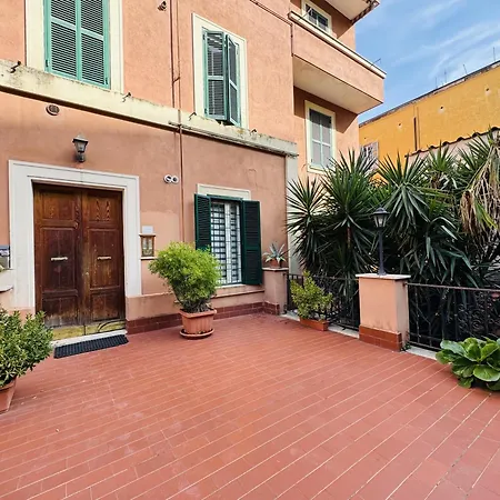 Apartment Trastevere Hill Colosseum *